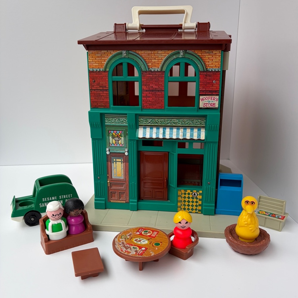 VTG Sesame Street 1975 Fisher Price Little People Play Family #938 + accessories